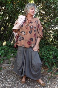 BLOUSE ANNE CUIVRE ET JUPE COCO TAUPE.