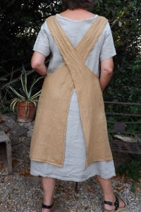 TABLIER JAPONAIS LIN MARIUS CANNELLE ET ROBE ELICIA