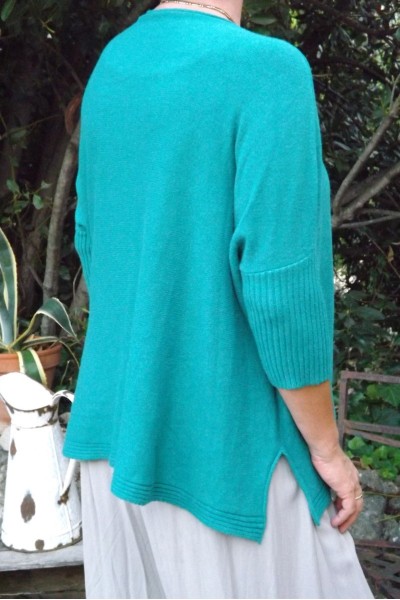 PULL TRAPEZE LEO VERT BLEU ET PANTALON VICTOR TAUPE