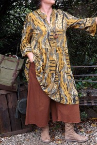 PANTALON AMPLE ETIENNE BRIQUE ET ROBE GAETANE