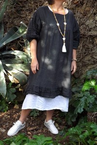 ROBE LONGUE LIN JEANNETTE BLANCHE ET ROBE LOUISETTE ANTHRACITE