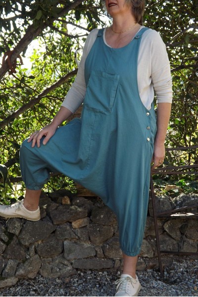 SALOPETTE SAROUEL ZOE BLEU GLACIER ET T-SHIRT MARTIN