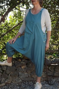 SALOPETTE SAROUEL ZOE BLEU GLACIER ET T-SHIRT MARTIN