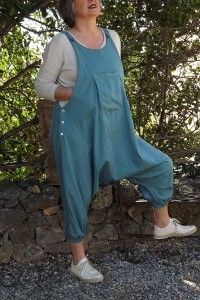 SALOPETTE SAROUEL ZOE BLEU GLACIER ET T-SHIRT MARTIN