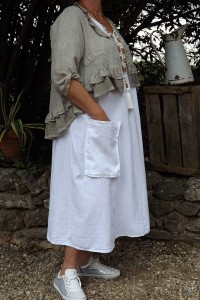 VESTE COURTE LIN CHLOE TAUPE DELAVE ET LA ROBE LOUISON BLANCHE