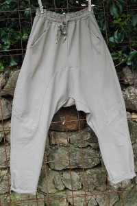 SAROUEL COTON GREGOIRE TAUPE ET TOP BARBARA