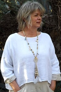 Top en lin Maxime blanc et robe Cassandre en lin
