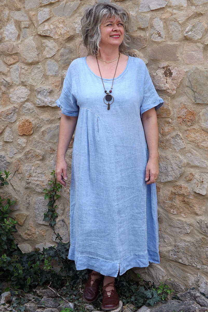robe lin bleue