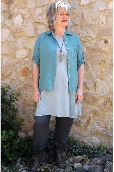 Chemise lin Albane vert eucalyptus, tunique Blandine et pantalon Gabriel lin