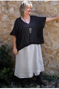 Top maille légère noir Barbara et robe lin Eurydis.