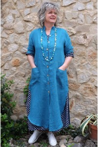 Veste longue en lin Aloïs bleu canard et robe lin Diane