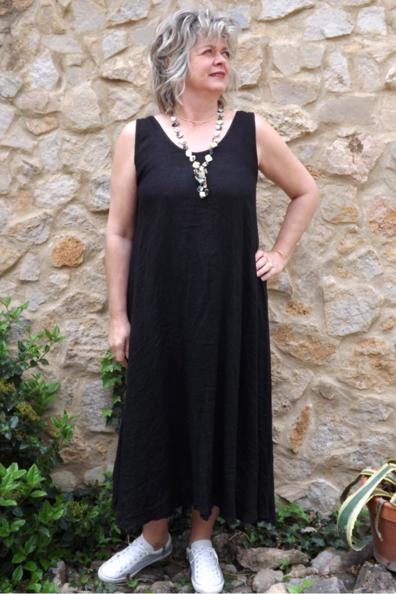 Robe longue en lin l ger de couleur noire