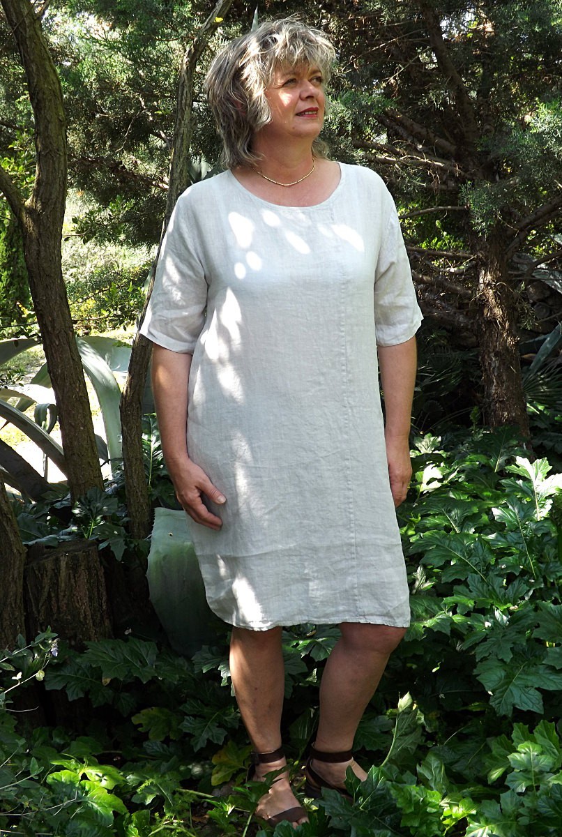 robe lin beige