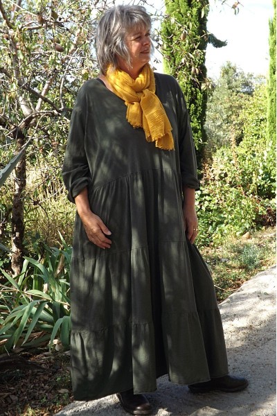 Foulard voile de coton jaune impèrial et robe Antoinette