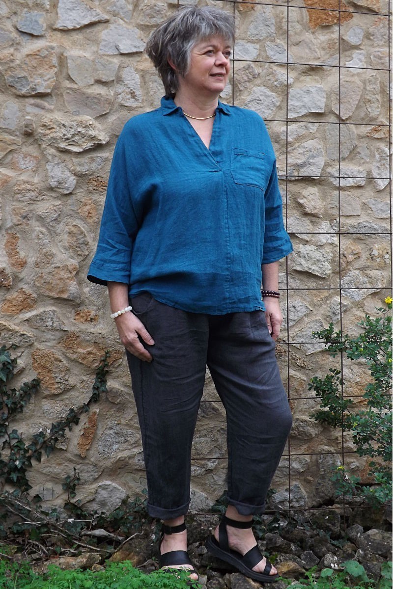 Liquette lin bleu canard Maelis et pantalon en lin Gabriel Liquette lin bleu canard Maelis et pantalon en lin Gabriel