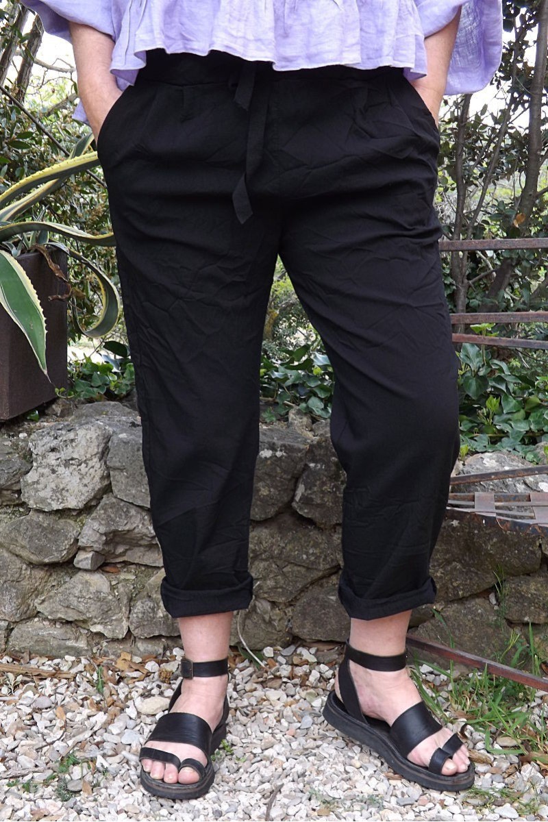 Pantalon noir grande taille pour femme