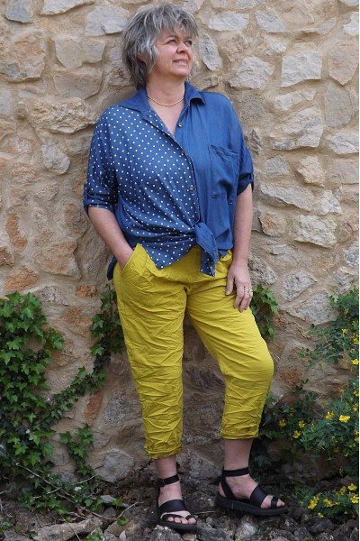 Chemise en Tencel Lana jean foncé et pantalon Tim.