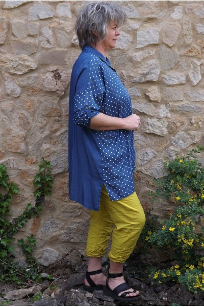 Chemise en Tencel Lana jean foncé et pantalon Tim.