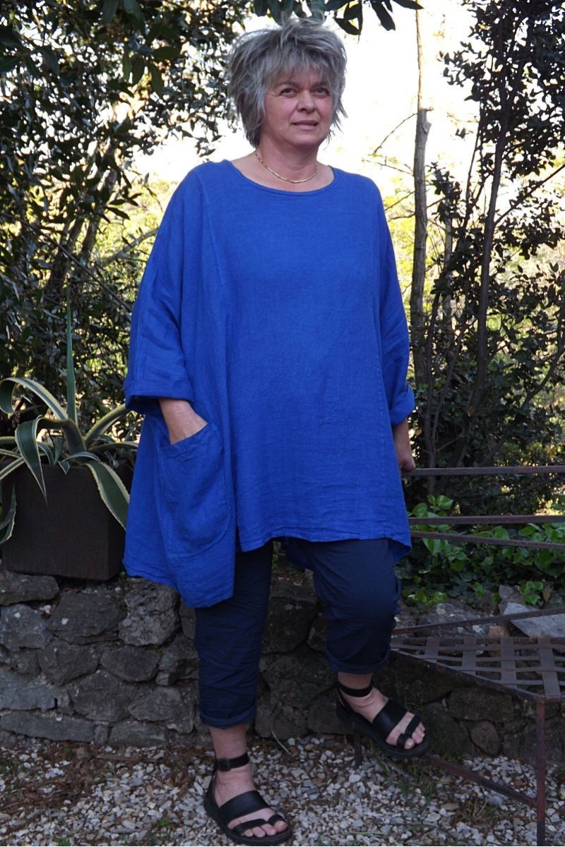 Tunique lin grande taille Paulette et pantalon Tim marine. bleu roi