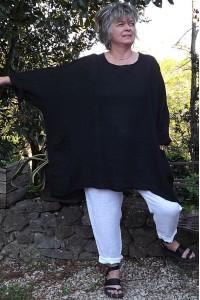 Tunique lin grande taille Paulette noire et pantalon lin Gabriel.