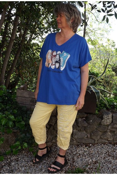 T-Shirt imprimé basket bleu roi et pantalon Tim