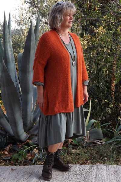 Gilet Grégoire Oversize potiron et robe Célestine