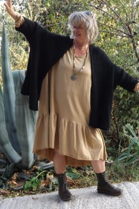 Gilet Grégoire Oversize noir et robe Célestine