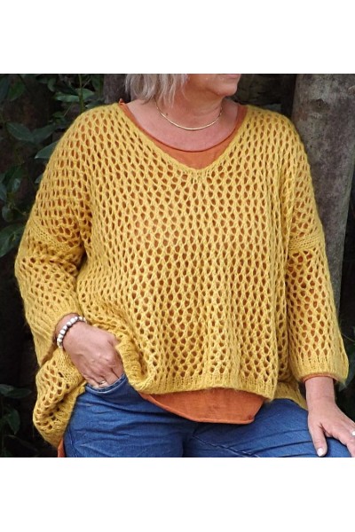Pull ajouré Lucien oversize safran, sweat César et pantalon Roméo