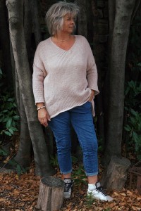 Pull oversize Léon rose poudré et pantalon Roméo