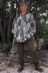 Chemise oversize Livia kaki et pantalon Tom