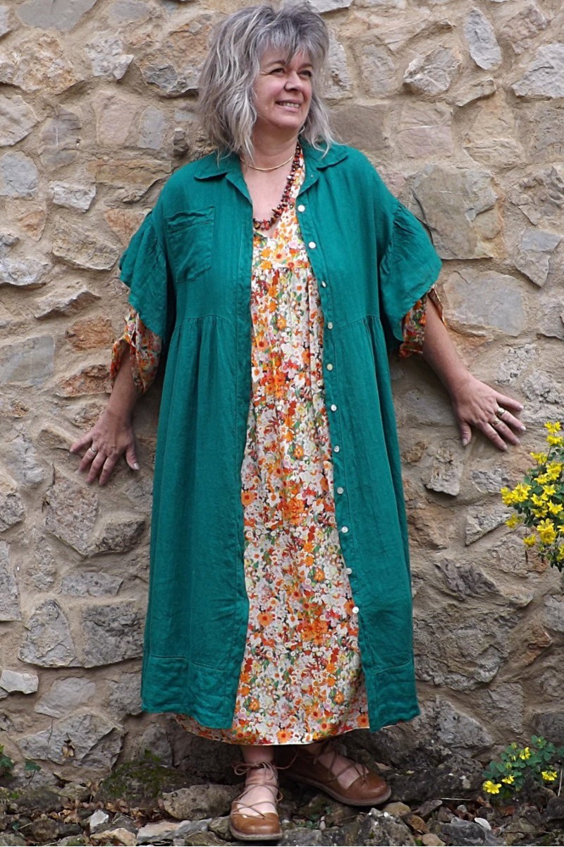 Veste ou robe lin Suzette vert véronèse et robe Anastasia fleurs oranges