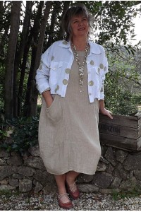 Veste courte en lin Lola blanche pois osier et robe Amélie couleur lin