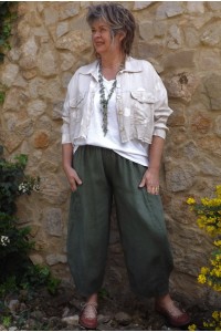 Veste courte en lin Lola pois blancs et pantalon Marco lin kaki