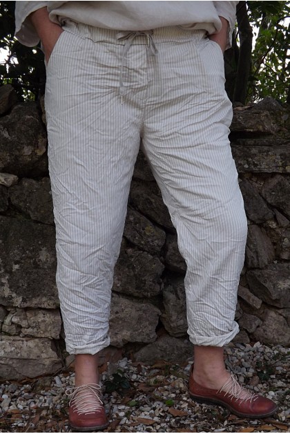 Pantalon grande taille Léo beige à rayures