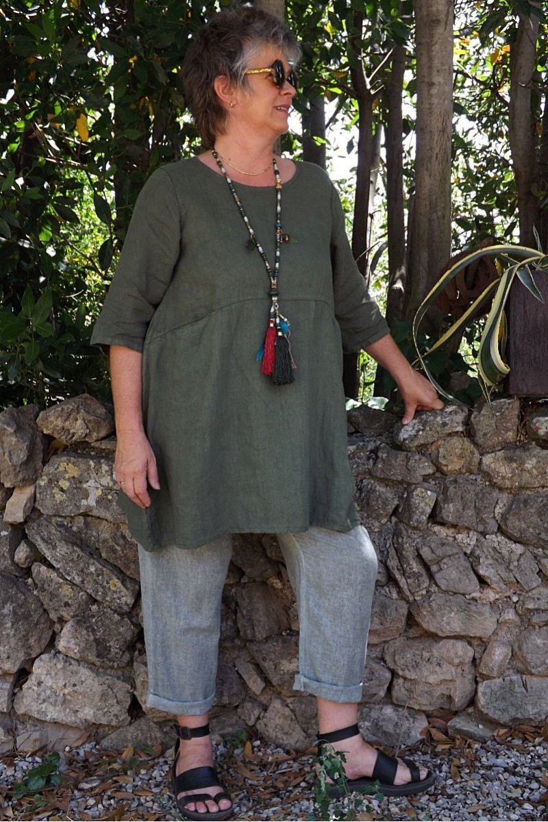 Tunique lin Emma kaki et pantalon Antoine kaki Tunique lin Emma kaki et pantalon Antoine kaki
