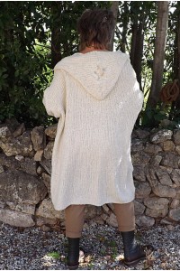 Gilet long Sébastien grande taille sable et pantalon Horace. 