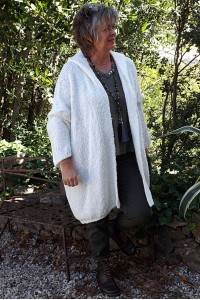 Gilet long Sébastien grande taille crème et pantalon Horace