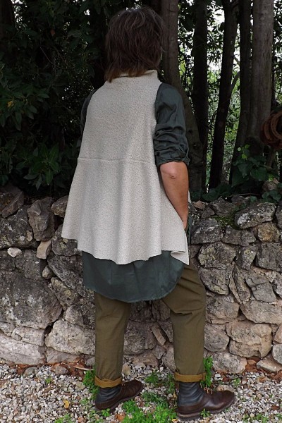 Haut sans manches Martin, chemise chloé et pantalon Tim 2