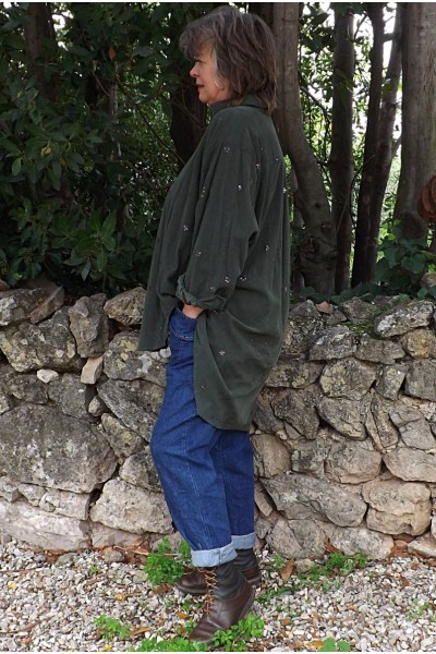 Veste longue en velours Lisette vert sapin et jean Jeff.