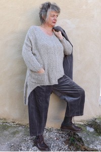 Pull original Octave chiné beige et pantalon velours Joslin