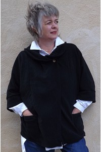 Veste velours côtelé courte Aristide et chemise Chloé.
