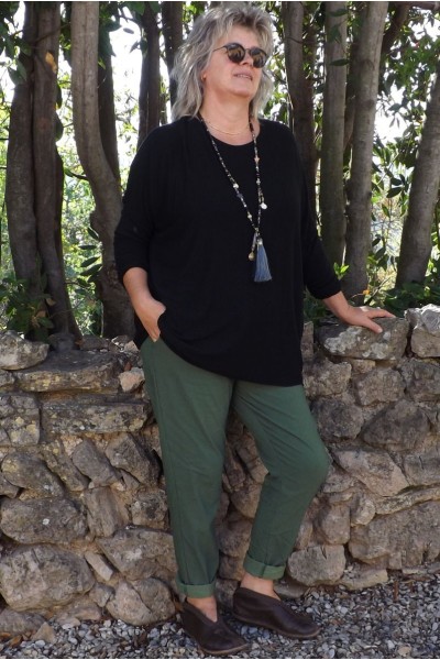 Pantalon grande taille Tim 2 fougère et pull Auguste