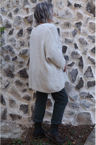 Pull grande taille Ivan crème et pantalon Henri kaki