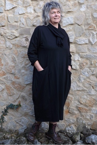 Robe longue grande taille Eugénie noire