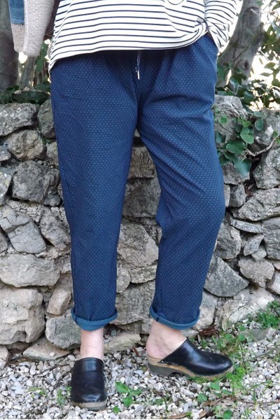 Pantalon grande taille Léo marine à pois