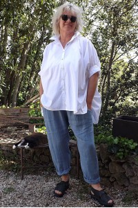 Pantalon lin Gabriel bleu  Bahamas et chemise Oversize  Hélène