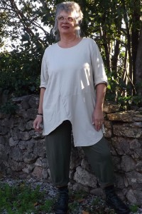 Tunique Femme en Coton - Originale et Confortable de couleur mastic
