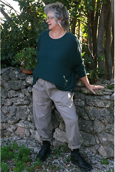 Pull Auguste sapin et pantalon Antonin TAUPE.