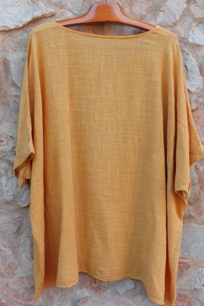 Tunique Oversize Femme en Coton Léger de couleur safran.