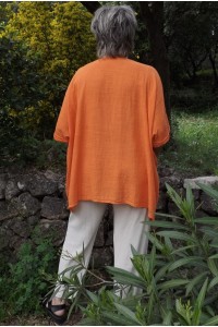 Tunique Oversize Femme en Coton Léger de couleur giroflée.